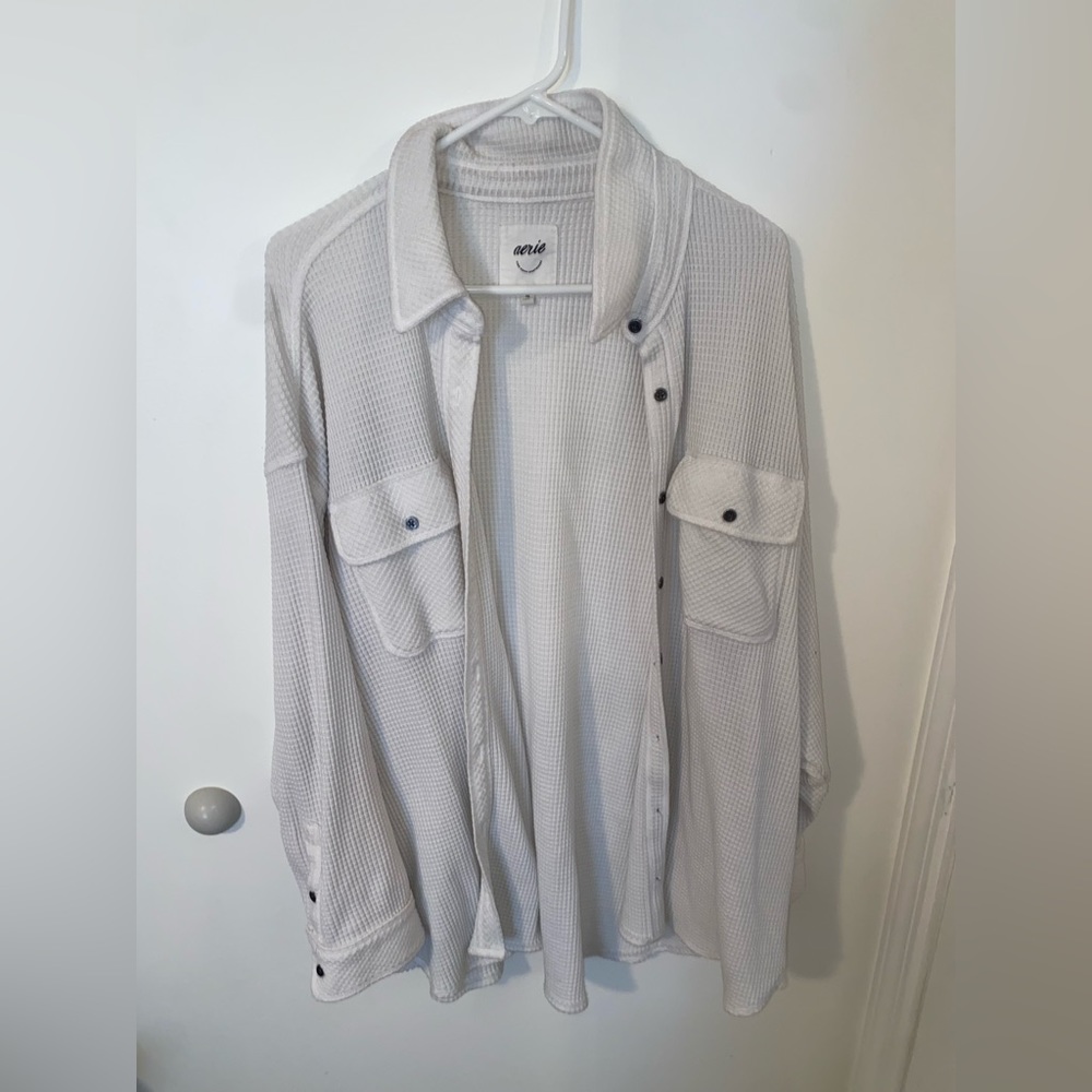 BUTTON DOWN